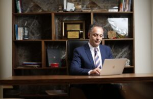 Алиу вети транспарентност, граѓаните ќе знаат кој го помага македонското здравство