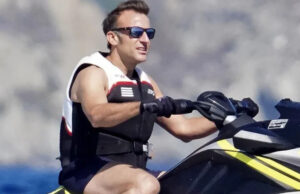 (Фото) Францускиот претседател Макрон ги покажа стомачните мускули