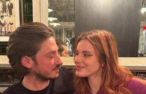 (Видео) Позната актерка му предложи брак на партнерот