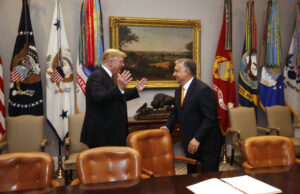 (Фото) Трамп до Орбан за украинскиот напад врз рускиот нафтовод: Викторе, ова не ми се допаѓа