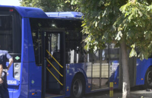 15-годишно девојче загина по удар од автобус во Земун, повредени се неколку лица