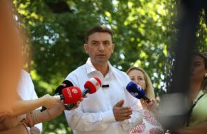 Османи:  Албанците никогаш нема да прифатат некој друг да одлучува во нивно име