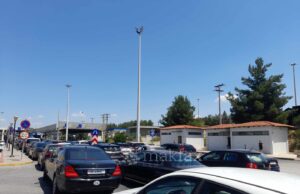 Помалку од еден час се чека на граничните премини Богородица и Табановце