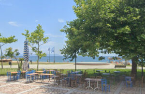 Турист почина кај Неа Врасна, бил извлечен од морето