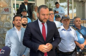 Тошковски го суспендирал, а Чадиева го вратила на работа командирот кој пукаше со калашников, ВМРО-ДПМНЕ го објави решението по прозивките на СДСМ