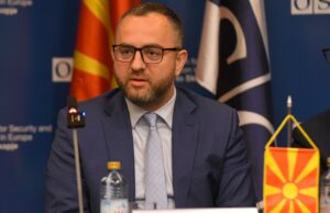 СДСМ: Полицијата на Тошковски повторно во служба на сеење страв – се легитимираат новинари!