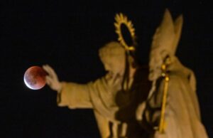 (Фото) Вечерашниот небесен спектакл нема да се повтори сè до 2029 година