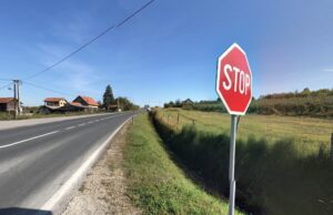 Татко си го прегазил малолетниот син со автомобил во градината: трагедија во БиХ