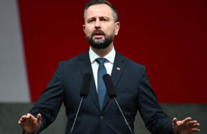 Полскиот министер за одбрана ја нарече Русија  „империја на злото“