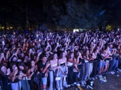 Преполн Паркот на Франкофонија синоќа за концертот „Нешто што ќе остане“