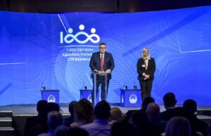 Над 500 административци од Скопје денес ги почнаа тренинзите за поголема професионалност, етика и транспарентност