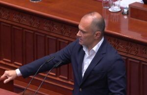 (Видео) Филипче до Мицкоски: Зошто не дозволувате декласификација за случајот со АНБ, јавниот интерес треба да е пред сè