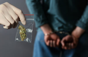 Германец фатен со дрога на Табановце: во неговото возило пронајдени пакувања со марихуана