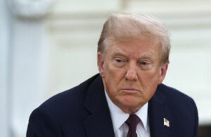 Судот ја отфрли жалбата на Трамп: пасошите за небинарни лица ќе продолжат да се издаваат