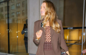 (Фото) Блејк Лајвли повторно во центарот на вниманието – не поради драмата со Балдони, туку поради совршената модна комбинација