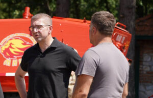 Мицкоски треба да одговара за ширење страв и паника, по признанието на Тошковски дека нема центри на моќ зад пожарите, велат од СДСМ