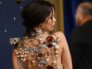 (Фото) Шокантно издание на контроверзната актерка