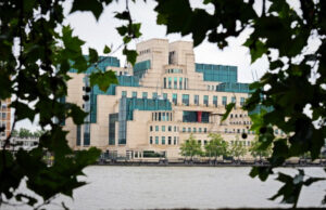 МИ6 ќе бара нови доушници на темната мрежа