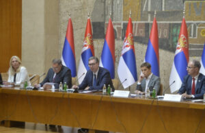 (Видео) Вучиќ ги критикуваше српските министри: „Ѓуро, не сум задоволен од ангажманот на луѓето во Владата, срамота е“