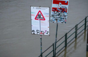 Силно невреме го погоди северниот дел на Италија, поплави, потопени автомобили, евакуирани училишта