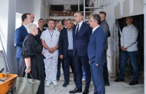 Инвестициски бум во здравствениот сектор, интензивно се работи на реконструкцијата на ГОБ „8 Септември“, вели Алиу