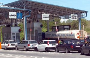 Зголемена фреквенција на возила на Табановце за излез од државата