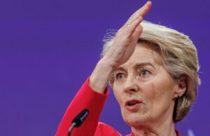 Авионот на Урсула фон дер Лајен остана без навигација во Бугарија