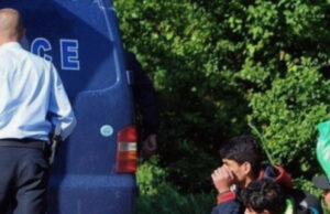 Превезувал мигранти и удрил полициски службеник во обид да избега