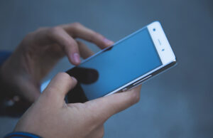 Добил сметка за телефон од 37.621 евра поради интернет во роаминг – корисникот тврди едно, операторот друго