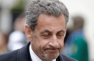 Затворската казна за Саркози ја подели земјата околу тоа како судиите се справуваат со случаите на политички криминал