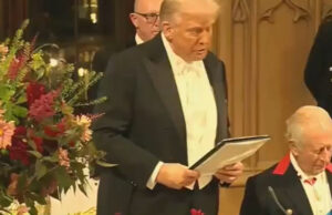 (Видео) Негодувања по говорот на Трамп на кралската вечера