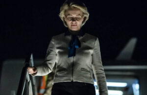 Кремљ негира вмешаност во инцидентот со ГПС со авионот на Урсула фон дер Лајен во Бугарија