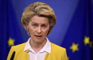 Германскиот министер контра Фон дер Лајен: Фундаментално е погрешно да се зборува сега за распоредувањето сили во Украина