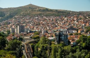 Осомничен за демнење и насилство врз жена во Велес