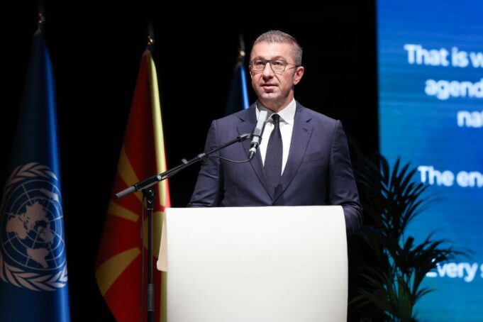 9936bbc3-10c3-89fa-b26d-8a92efeeec1c