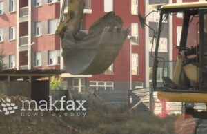 Работник нашол човечки коски кај студентскиот дом „Стив Наумов“ додека копал со багер