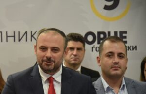 Секој изгубен ден во политички престрелки е изгубена можност за Скопје, в недела масовно да излеземе, повика Ѓорѓиевски