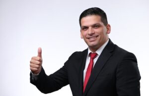 Пецаков прогласи победа во прв круг: Ќе има повеќе од 10.000 разлика