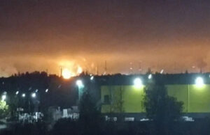 (Видео) Пожар и експлозии во рафинерија за нафта во Русија по напад со дронови