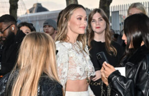 (Фото) Таа е повторно „гола“: сите зборуваат за жешкото издание на сексапилната актерка