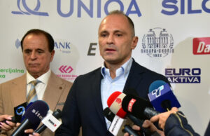 (Видео) Филипче до Мицкоски: Или сфати дека си избран да ја водиш државата или да си одиш