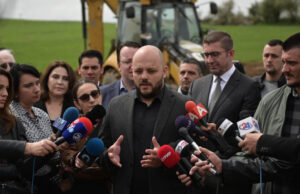 3.000 денари за секое новородено дете во општина Бутел, најави Костовски