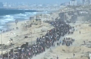 (Видео) Реки од луѓе се упатуваат кон северна Газа