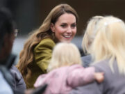 (Фото) Поради Кејт Мидлтон жените „полудеа“ по една боја