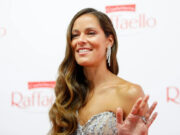 (Фото) Ана Ивановиќ му кажа збогум на летото, па објави секси фотографии на интернет