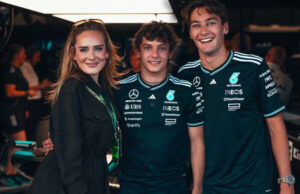 Адел во ретко појавување во јавност, обожавателите зборуваат за нејзината витка фигура