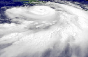 „Веднаш пронајдете засолниште“: доаѓа Мелиса, најсилниот ураган во историјата