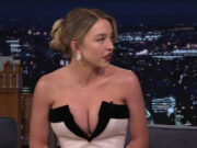 Фаталната русокоса има ново момче, но се уште зборува за колегата: „Обожавам да бидам со него“