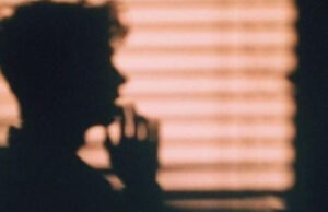 Малолетник од Скопје натепан, па удрен со возило