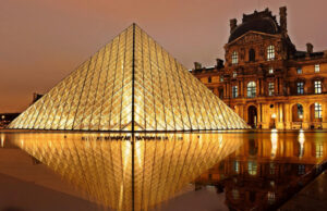 Француската министерка за култура:  Грабежот во Лувр е пораз за сите